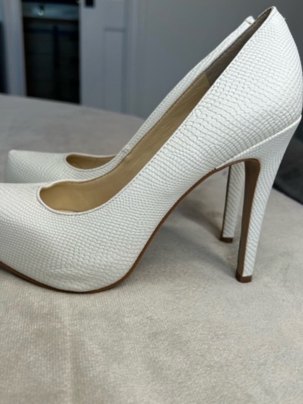 Jessica Simpson JS-Parisah Heels Size 6